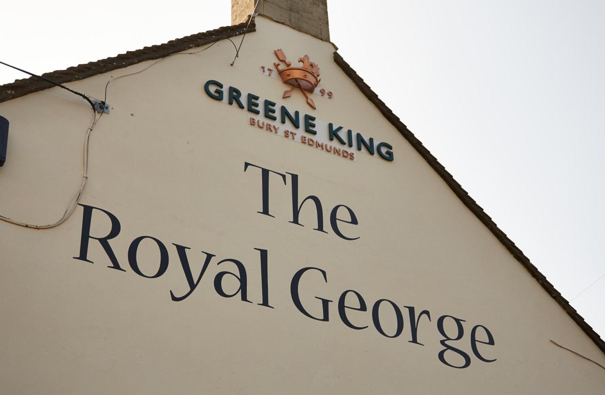 Royal George Hotel By Greene King Inns Birdlip Buitenkant foto